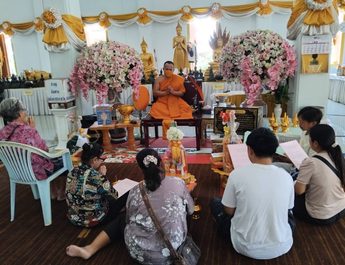 ปทุมธานี 2 สาวแห่แก้บนแม่ตะเคียนทอง สาวเจ้าของสวนต้นไม้ธุรกิจปัง ออเดอร์ทะลักเกือบล้าน สาวรังสิตขอพรครั้งแรกรับโชคก้อนโต