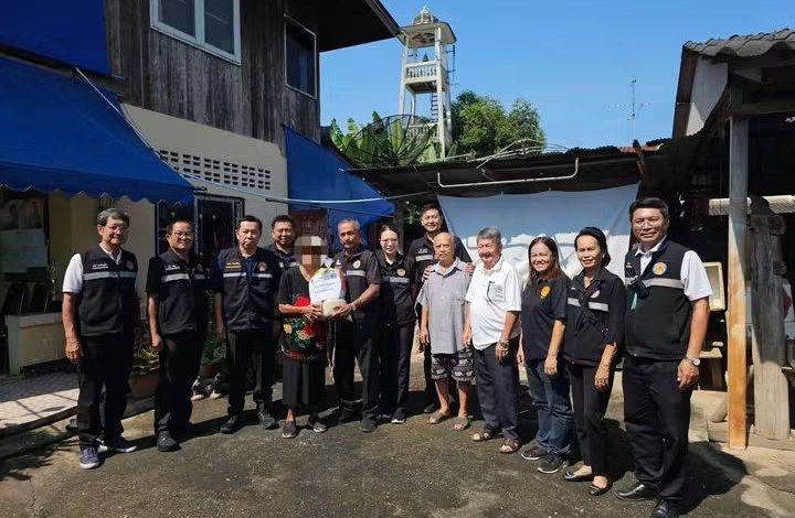 ประชาชนต้องมาก่อน “นายกสุริยา” ลุยมอบถุงยังชีพช่วยเหลือผู้ประสบปัญหาทางสังคมในเขตเทศบาลเมืองแพร่ ประจำเดือนตุลาคม 2569