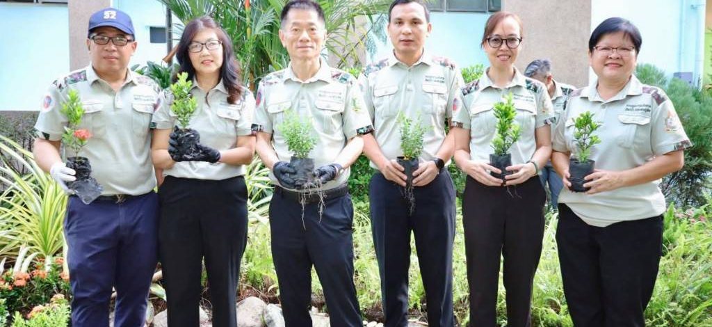 กองอนุรักษ์ต้นน้ำ จัดกิจกรรมจิตอาสาบำเพ็ญสาธารณประโยชน์ ทำความสะอาดและปรับปรุงภูมิทัศน์อาคารปลอดประสพ เนื่องในวันสำคัญของชาติ