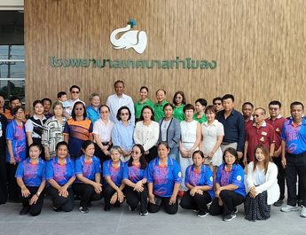 ปทุมธานี ผู้ใจบุญร่วมบริจาคเงินช่วยสร้างโรงพยาบาลเทศบาลท่าโขลงด้านนายกท่าโขลงยันใกล้แล้วเสร็จให้รองรับผู้ป่วยจำนวนมาก