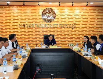 กายญจนบุรี – รมช.ภัทรพงศ์ ลงพื้นที่จังหวัดกาญจนบุรี ติดตามผลกระทบน้ำท่วมเส้นทางจราจรในกาญจนบุรี พร้อมสรุปความเสียหายของสายทางและการของบฟื้นฟู รวมถึงเร่งประชาสัมพันธ์การท่องเที่ยว