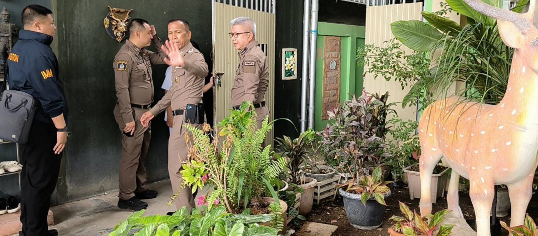 กาญจนบุรี : ปิดฉาก 20 ปี ศูนย์ดูแลผู้สูงอายุแห่งหนึ่ง หลัง สบส.มีคำสั่งปิด ขนย้ายผู้ป่วยออกหมด เช้านี้สุดเงียบเหงา เหลือเจ้าหน้าที่ไม่กี่ราย
