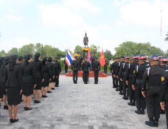 จังหวัดลพบุรี สมเกียรติพิธีรับส่งผู้บัญชาการมณฑลทหารบกที่ 13 จังหวัดลพบุรี