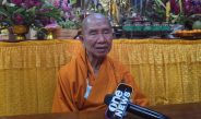 กาญจนบุรี : เจ้าอาวาสวัดถาวรวรารามรับมือมวลน้ำหลากผ่านพระตำหนักได้ทันท่วงที ไร้ความเสียหาย พพร้อมเชิญชวนนักท่องเที่ยวร่วมสักการะสิ่งศักดิ์สิทธิ์